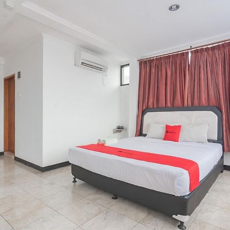 Hotel Reddoorz Near Sukabumi Station 2 Exterior foto